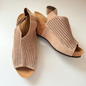 A. Giannetti Made in Italy Perforated Wedge Sandals Taupe Suede Peep Toe